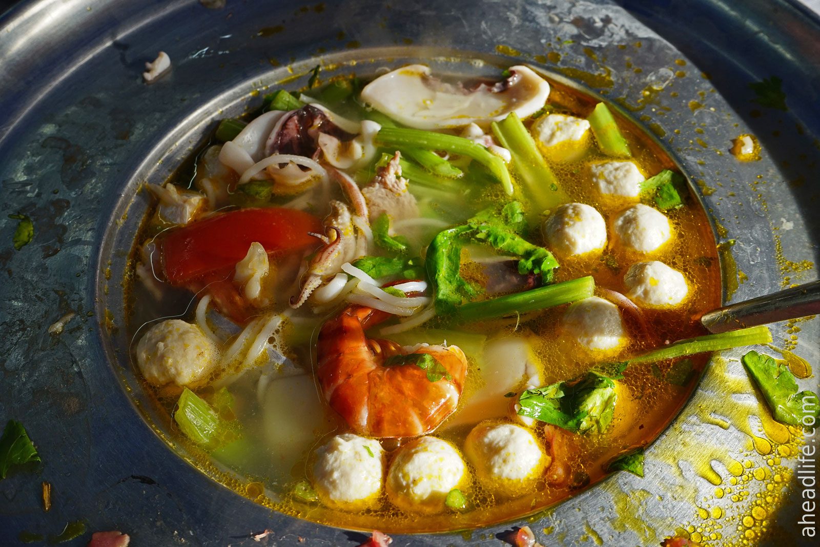 Суп Лау с морепродуктами