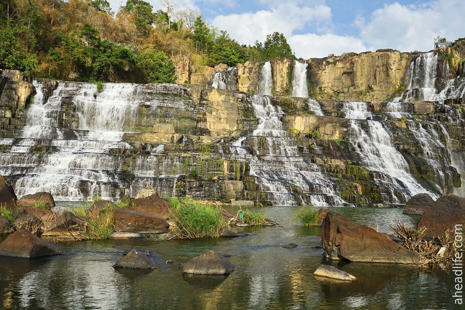 водопад Понгур в Далате