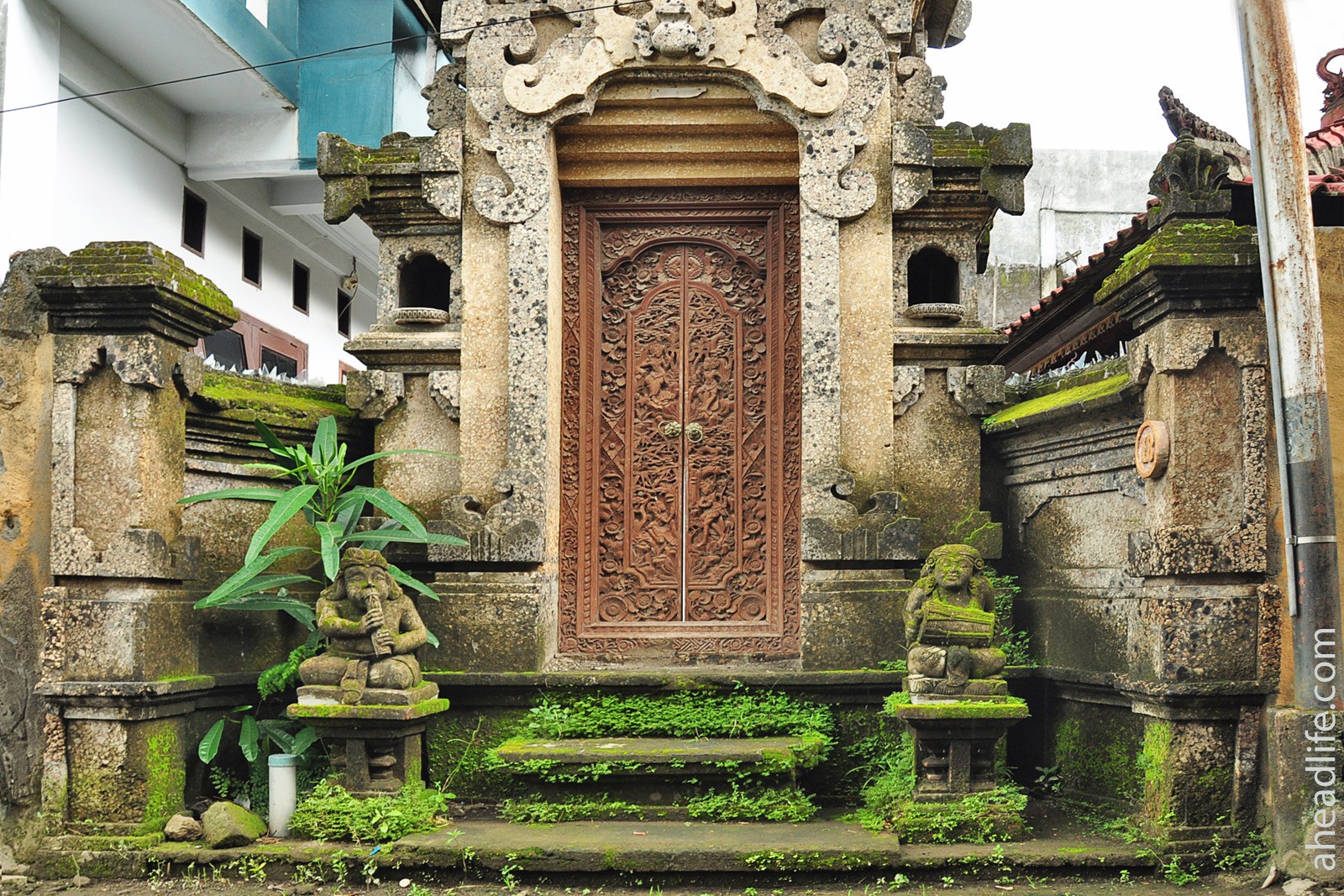 Ворота дома на Бали