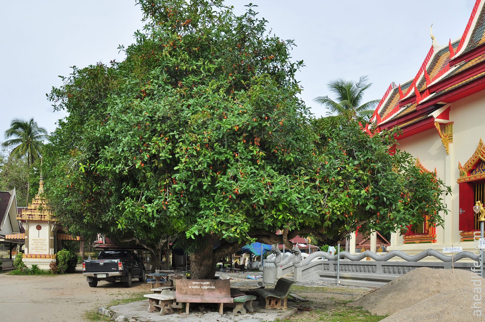 Wat Kiri Wongkaram