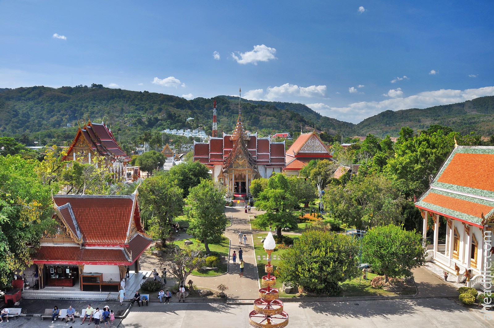 Храм Ват Чалонг (Wat Chalong Temple)